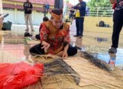Seni Anyaman Rotan Diangkat Jadi Lomba Prestisius